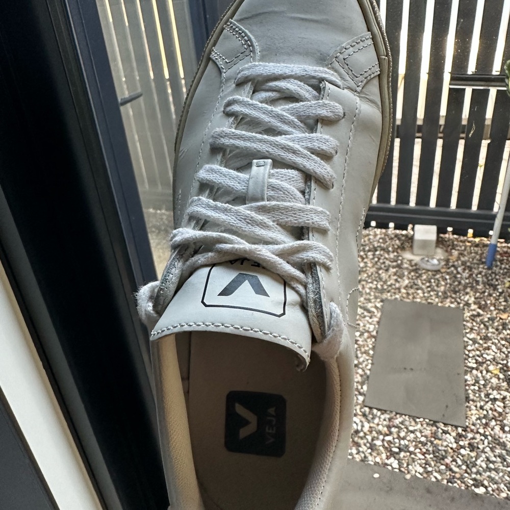 Women’s Veja Esplar White sneakers - 38 - Picture 11 of 16